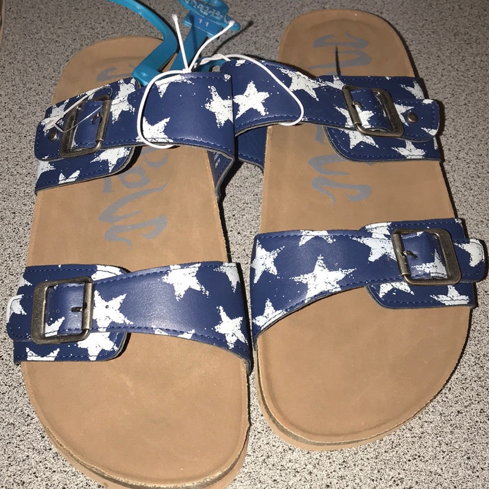 NWT Madlove Sandals - Picture 3 of 7